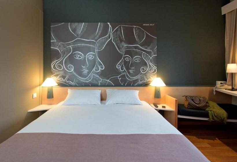 스탠다드 룸, Ibis Aalst