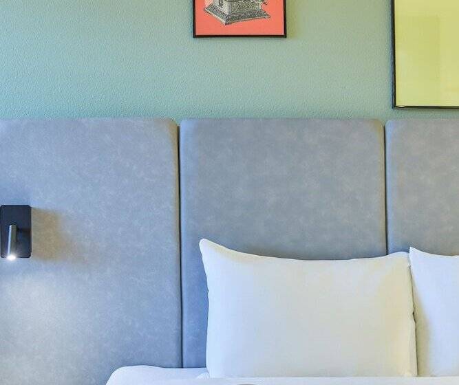 スタンダードルーム, Ibis Baar Zug