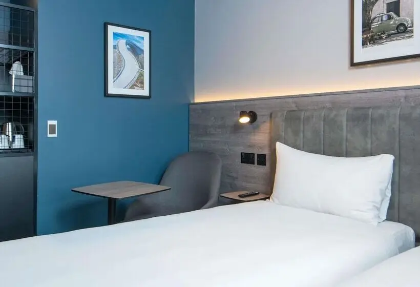 スタンダードルーム, Ibis Styles London Gatwick Airport
