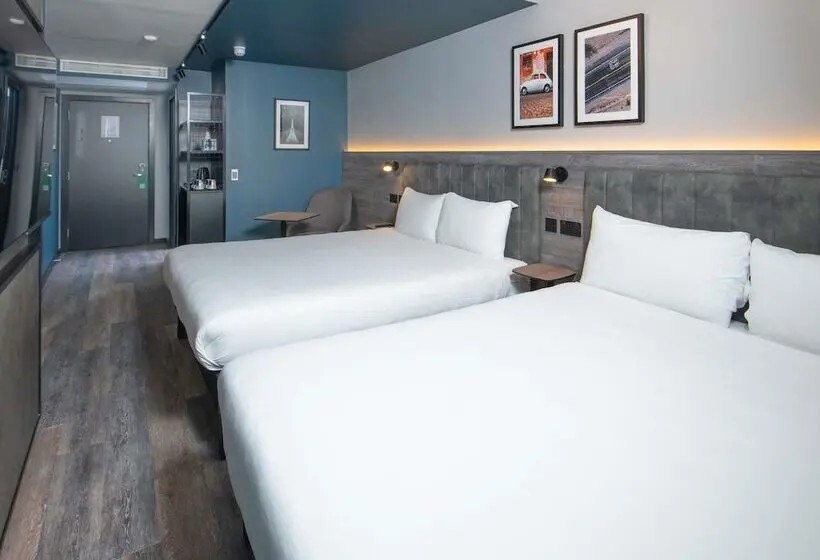 ２ダブルベッドのスタンダードルーム, Ibis Styles London Gatwick Airport