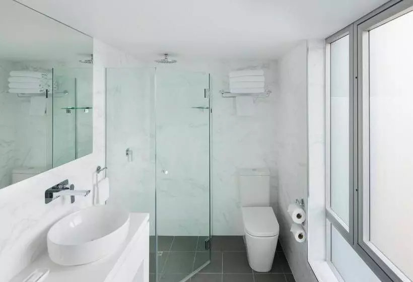 اتاق لوکس, Ibis Sydney World Square