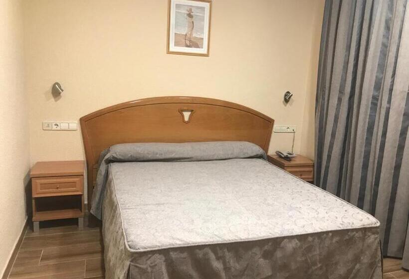 اتاق استاندارد یک نفره, La Union