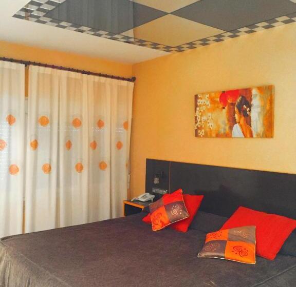 سوییت لوکس, La Union