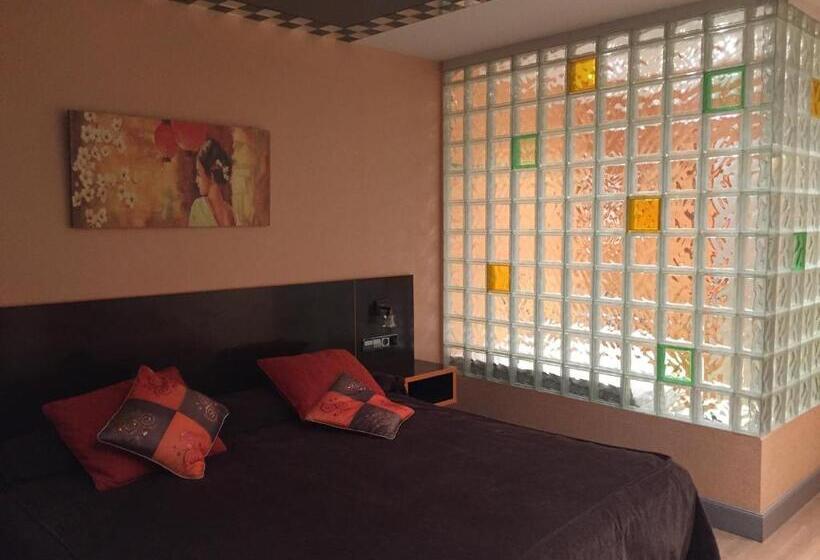 سوییت لوکس, La Union