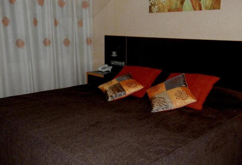 سوییت لوکس, La Union