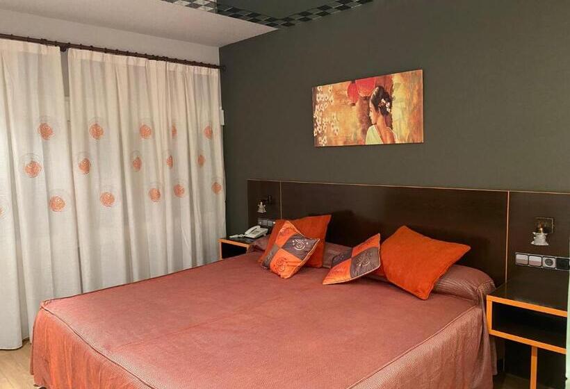 سوییت لوکس, La Union