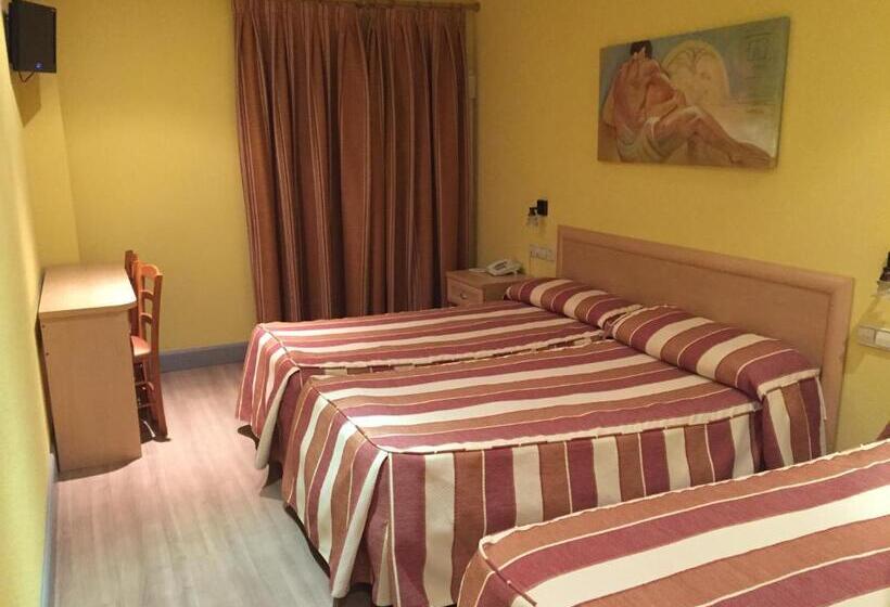 اتاق ساده سه‌ نفره, La Union