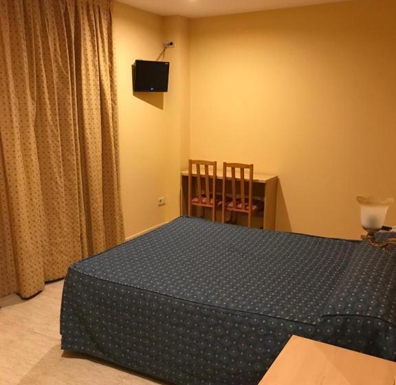 اتاق عادی, La Union