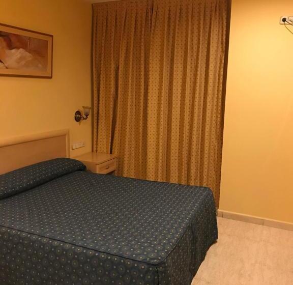 اتاق عادی, La Union