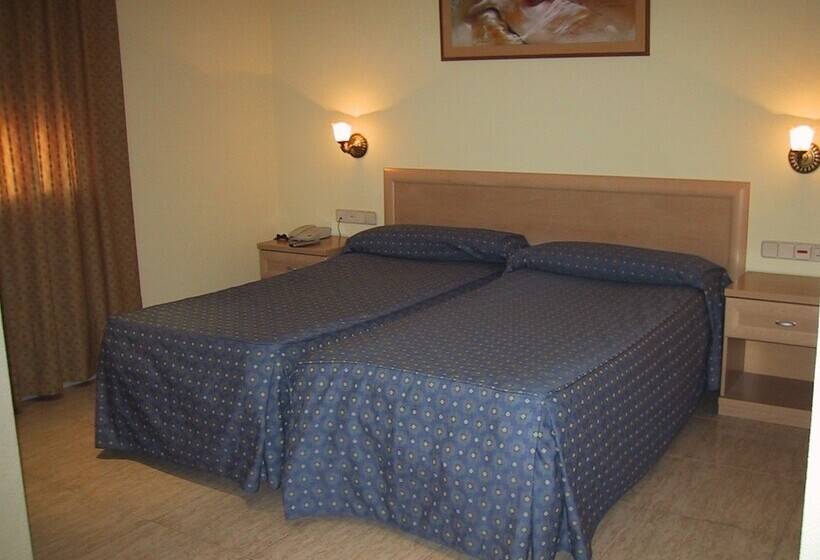 اتاق عادی, La Union