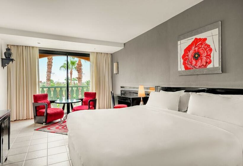 Standard Room Double Bed, Le Méridien N Fis