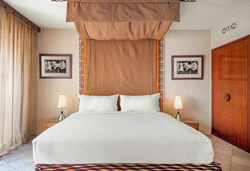 2 Bedroom Presidential Suite, Le Méridien N Fis