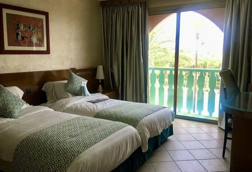 2 Bedroom Presidential Suite, Le Méridien N Fis