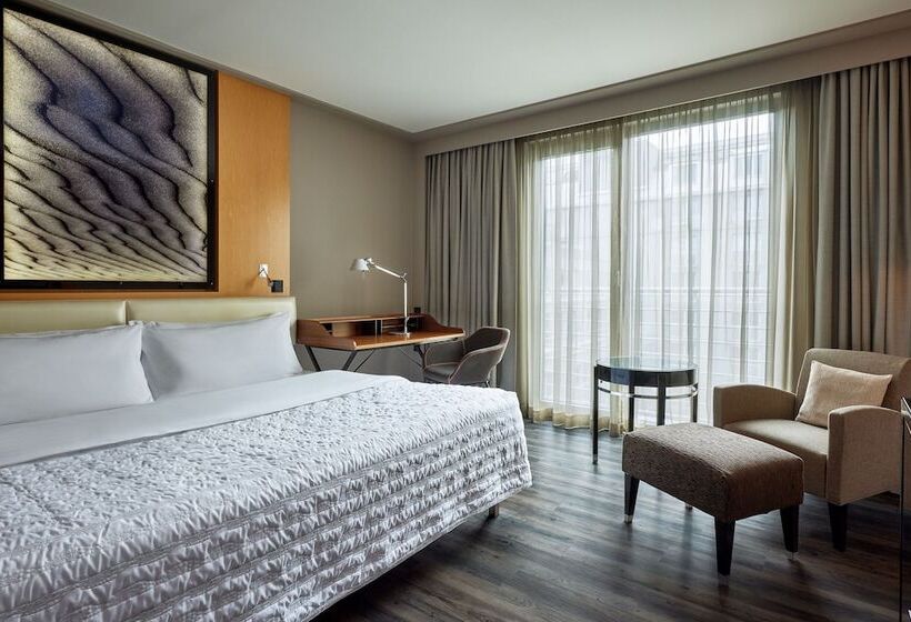 Номер Superior, Le Méridien Munich