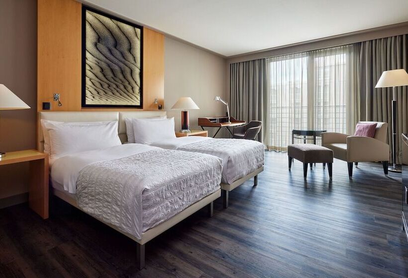 اتاق اجرایی, Le Méridien Munich