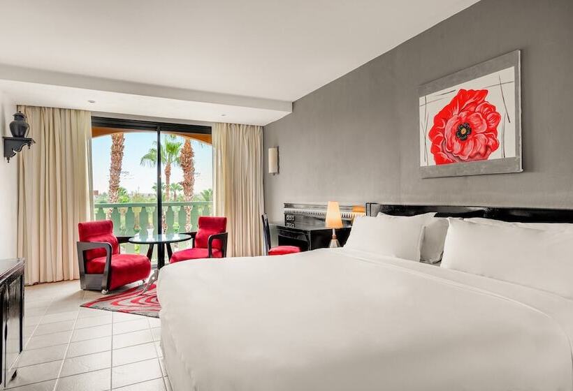 Standard Room Double Bed, Le Méridien N Fis