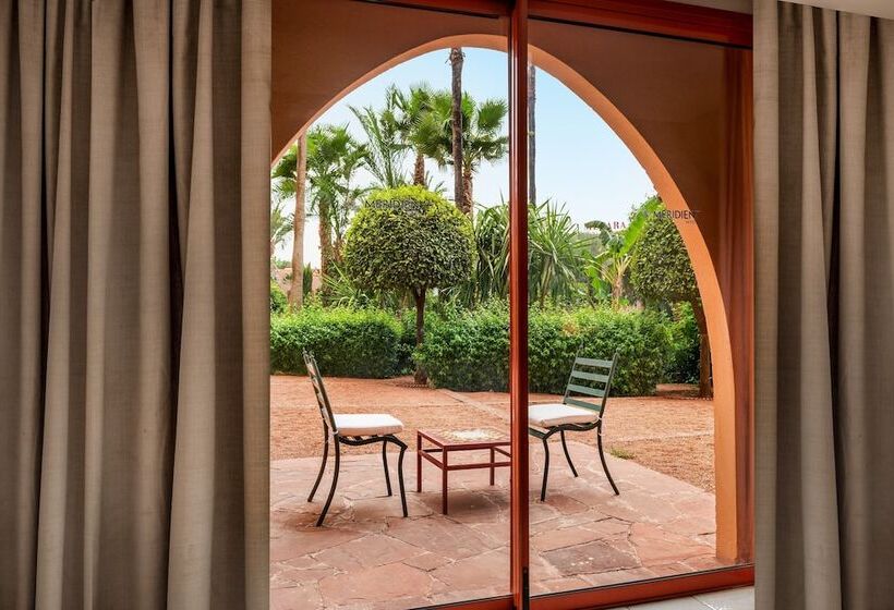 Standard Room Garden View, Le Méridien N Fis