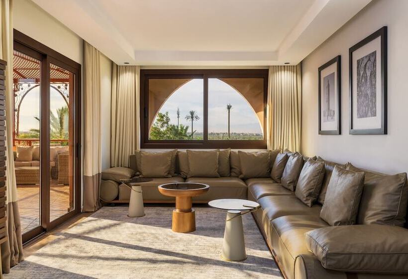 2 Bedroom Presidential Suite, Le Méridien N Fis