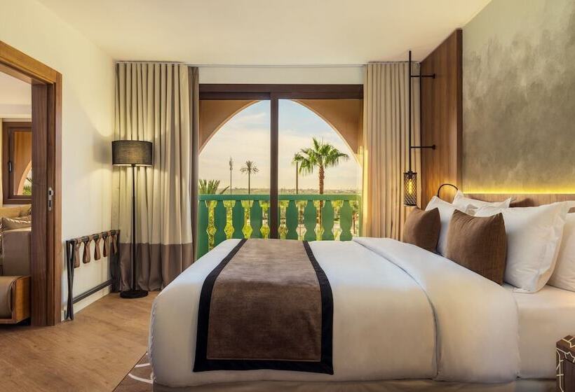 2 Bedroom Presidential Suite, Le Méridien N Fis