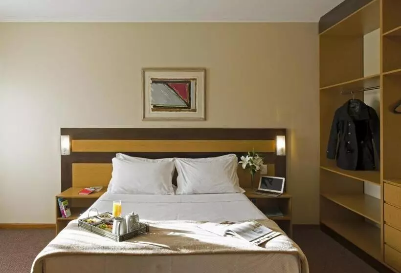 スタンダード４人部屋, Hotel Piazza Navona by Intercity