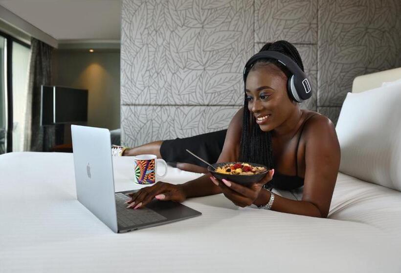 غرفة ديلوكس سرير كينج, Pullman Abidjan