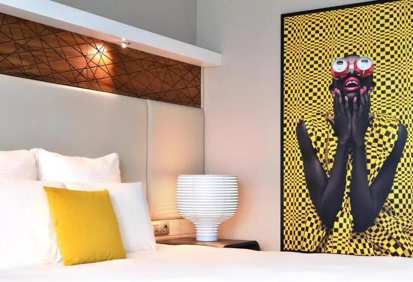 Superior Room City View, Pullman Abidjan
