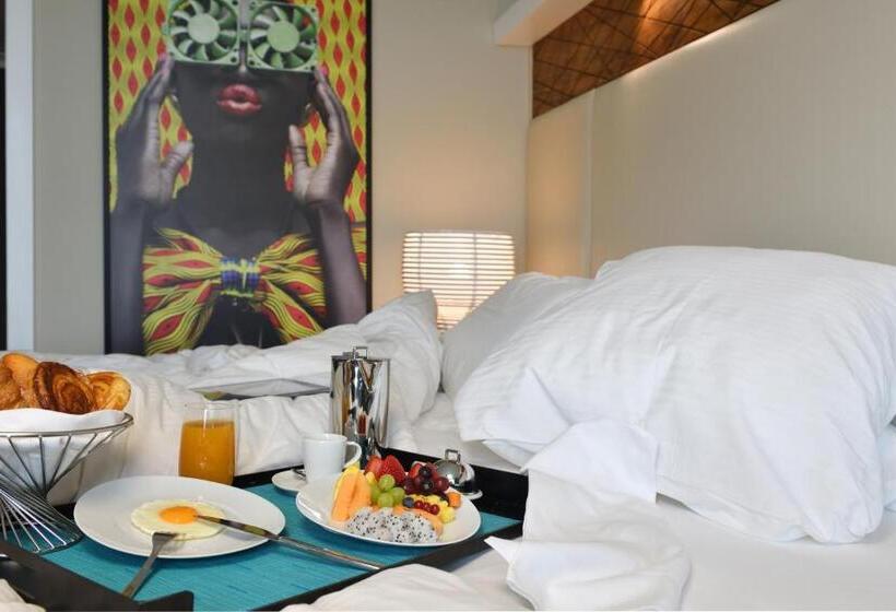 غرفة سوبيريور مطلة على المدينة, Pullman Abidjan