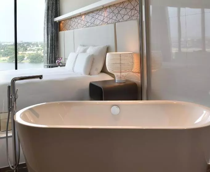 Premium Junior Suite, Pullman Abidjan