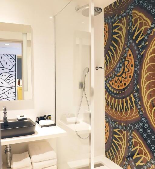 غرفة سوبيريور مطلة على المدينة, Pullman Abidjan