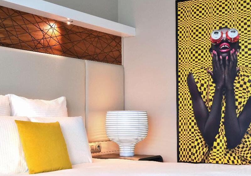 غرفة سوبيريور مطلة على المدينة, Pullman Abidjan