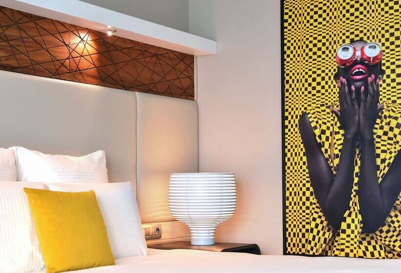 غرفة سوبيريور مطلة على المدينة, Pullman Abidjan