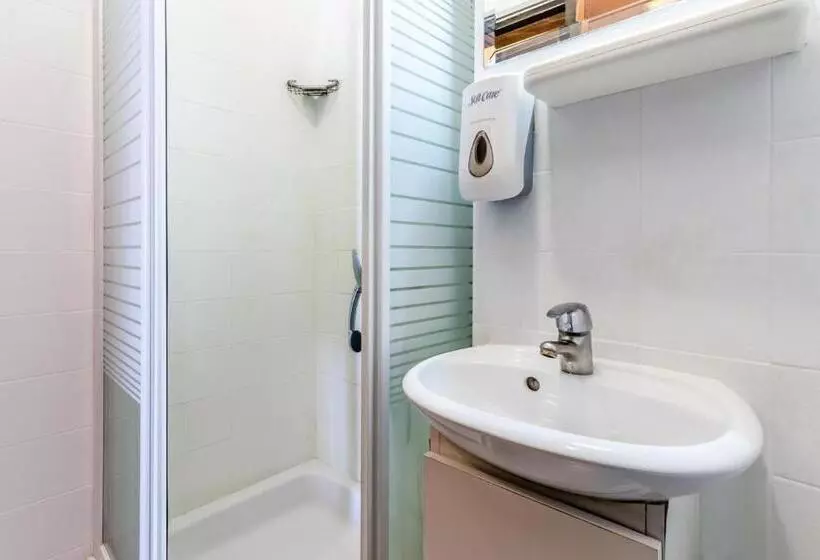 اتاق استاندارد با سرویس بهداشتی مشترک, Residencial Jardim Da Amadora
