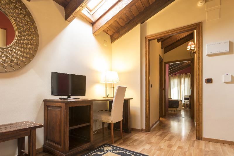 小型套房, Casa Cornel