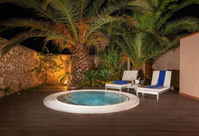 수피리어 자쿠지 룸, Tancat De Codorniu