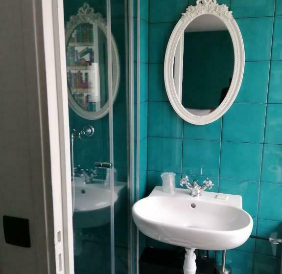 クラシックシングルルーム, Sacha