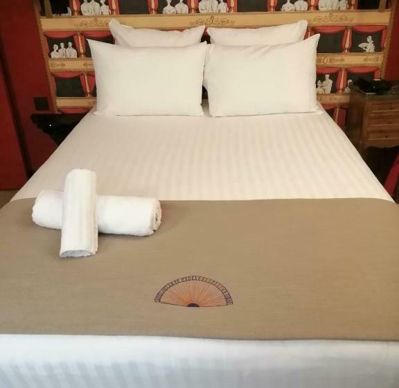 クラシックルーム, Sacha