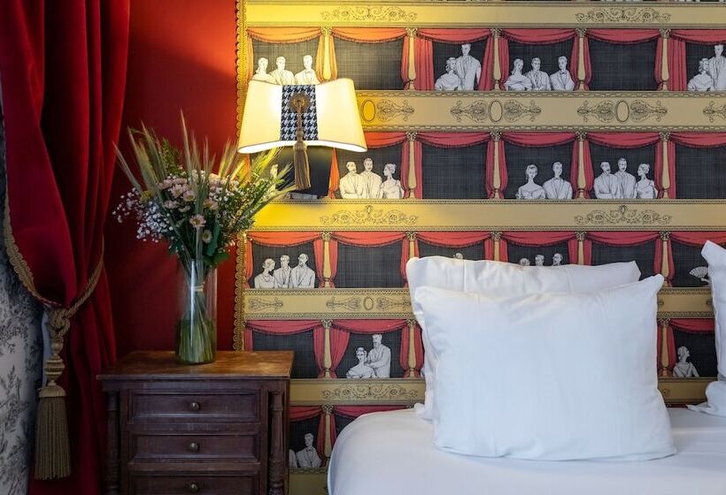 クラシックルーム, Sacha