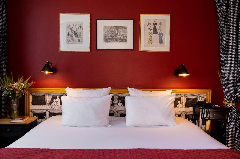 スーペリアールーム, Sacha