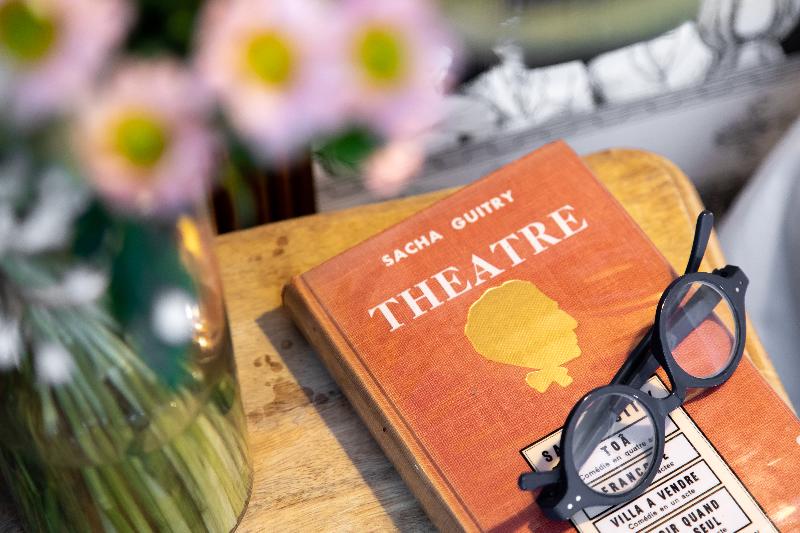 スーペリアールーム, Sacha