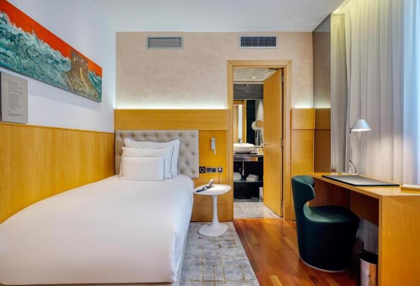 اتاق استاندارد یک نفره, Sansi Pedralbes