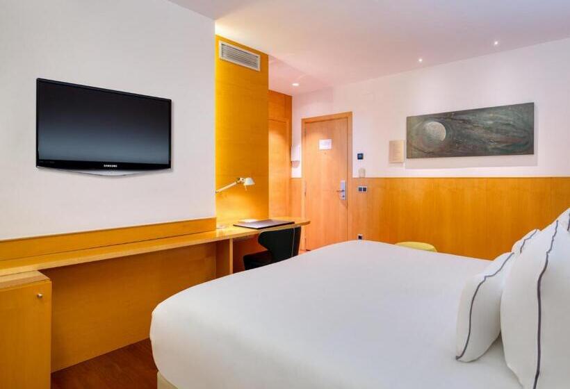 اتاق استاندارد, Sansi Pedralbes