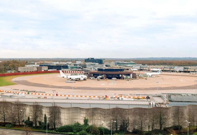 Номер Superior, Sofitel London Gatwick