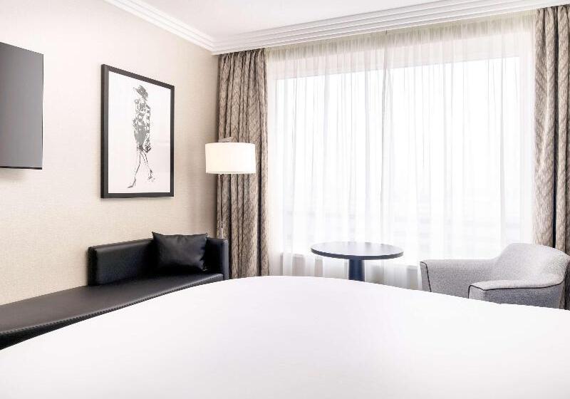 Номер Superior с Видом, Sofitel London Gatwick