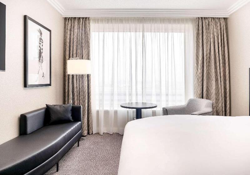 Номер Superior с Видом, Sofitel London Gatwick