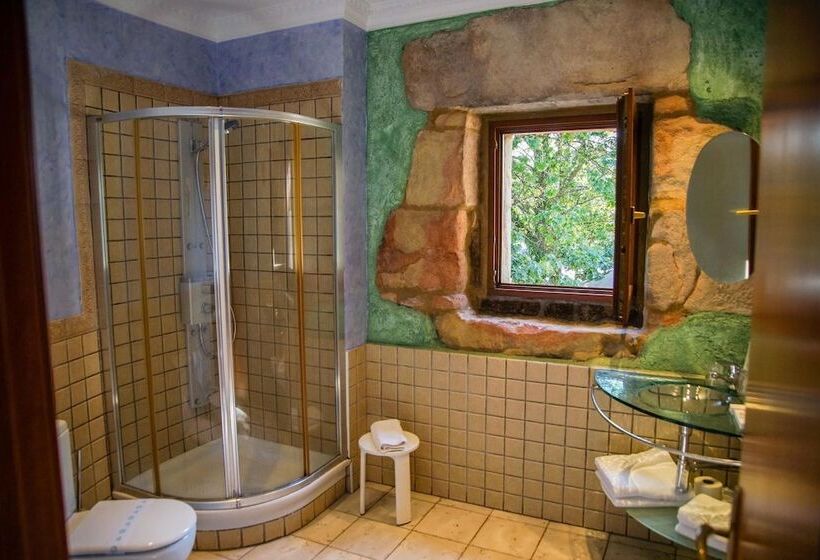 スタンダードルーム, Usategieta