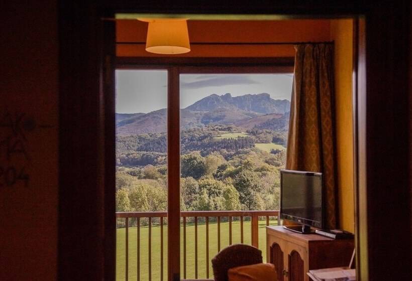 スタンダードルーム, Usategieta