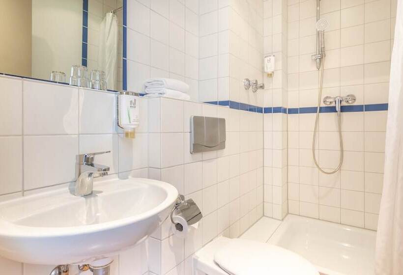 اتاق استاندارد سه نفره, Aldea Berlin Centrum