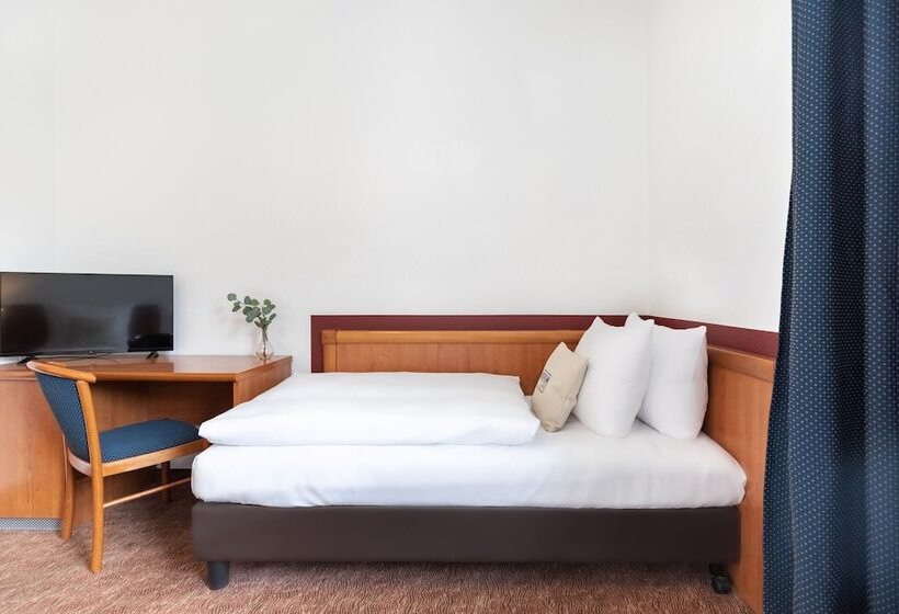 Quarto Familiar, Aldea Berlin Centrum