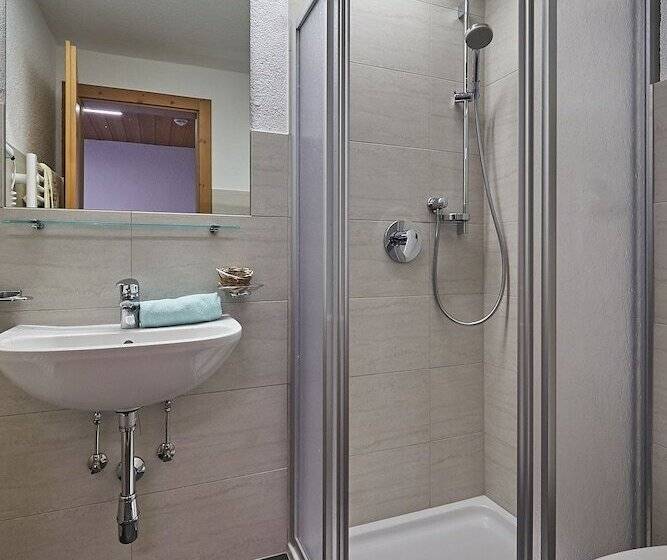 スタンダードシングルルーム, Garni Schönblick