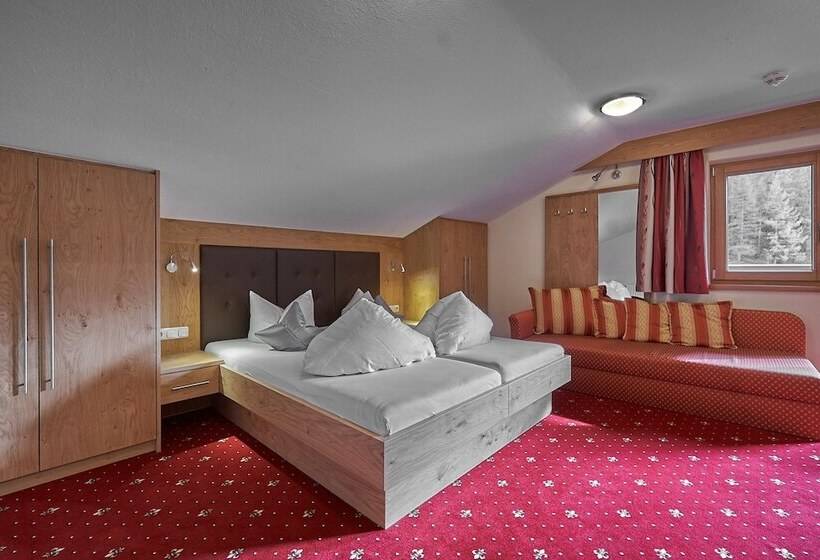 山の見えるスーペリアルーム, Garni Schönblick